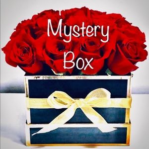 Mystery Box #4 worth $300-$500 approx. 12lbs Size Med/large shoes 7.5